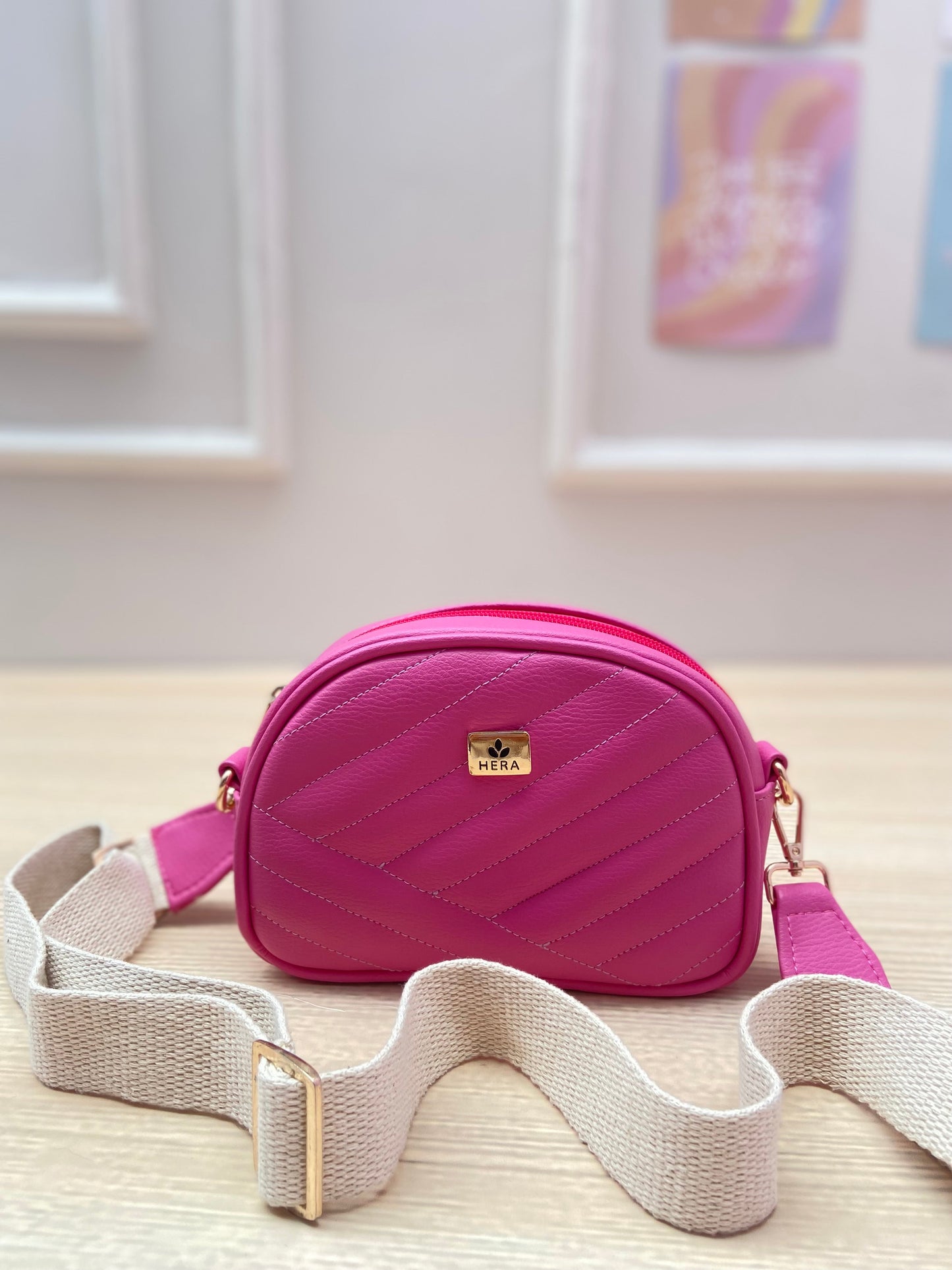 Bolso bandolero Artemisa fucsia - Hera Shoes & Bags