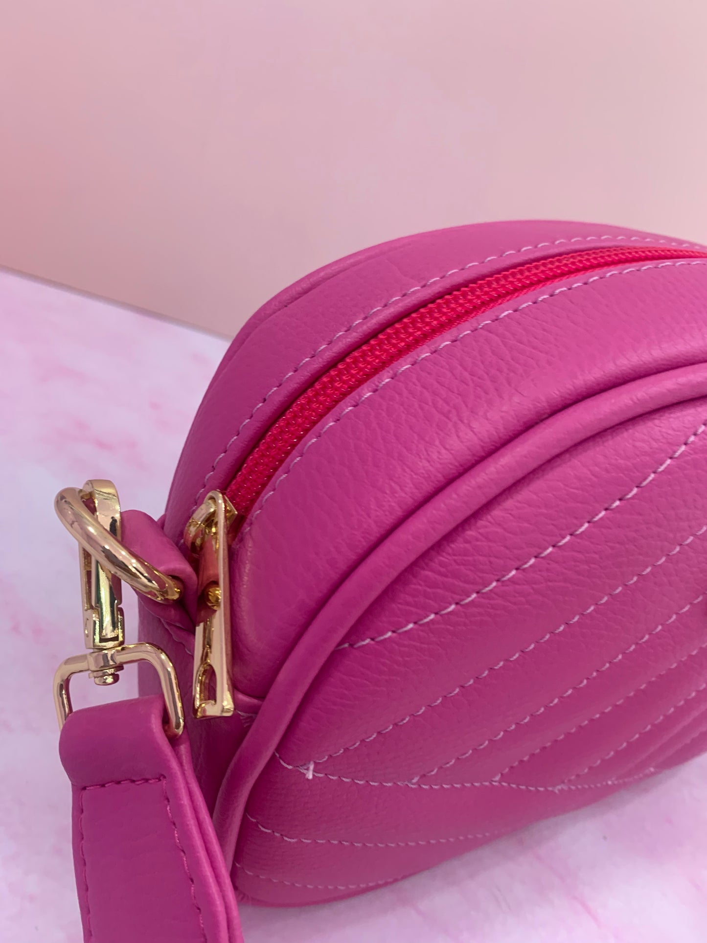 Bolso bandolero Artemisa fucsia